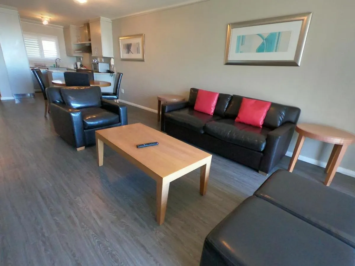 Lagoon Beach Hotel Apartments Le Cap