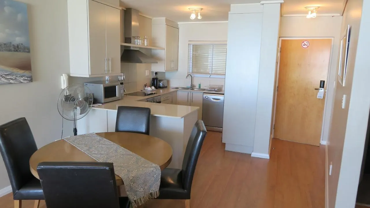 Lagoon Beach Hotel Apartments Cape Town Aparthotel